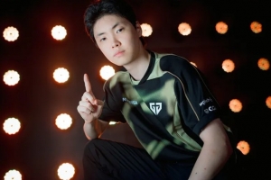 Chovy:最近喜欢有风险但能获取巨大收益的打法 复盘更能让我成长 配图