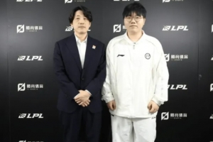 JiaQi:Meiko能让我玩得更稳健一些,在游戏里他会拉住我 配图