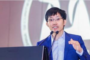 忙着做量化？多次跳票后梁文峰回应DeepSeekV4发布时间：4月下旬正式发布 配图