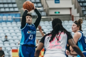 彭诗晴、赖婷艺入选候选名单！丨2025-2026赛季WCBA全明星周末 配图