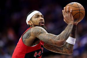 稳定发挥！英格拉姆出战33分钟14中9得到24分5篮板5助攻带队取胜 配图