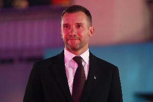 舍甫琴科：斯帕莱蒂曾邀我去罗马，但我接到贝总电话后决定回米兰 配图