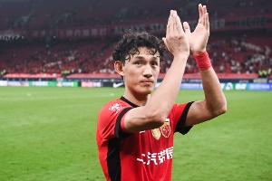 跟队介绍海港:王燊超有伤但仍会坚持,莱昂纳多完全康复还需时间 配图