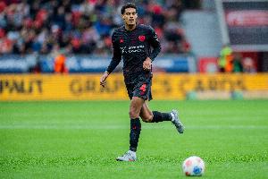 记者：利物浦确实拥有宽萨的回购权，但今夏不会签回他 配图