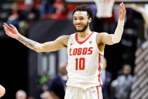 直播吧：再签名宿之子 北控队签下小豪斯！ 配图