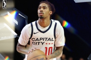 美记:老鹰与后卫凯申·吉尔伯特签下一份双向合同 配图