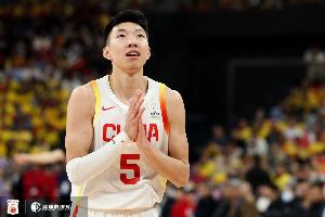 很棒!廖三宁晒出本次窗口期赛场照:爱这个集体❤️ 配图