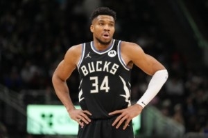 湖人休赛季引援目标：德罗赞最适配？字母哥&嘴哥&沃特森也可追 配图