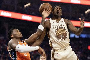 第二场就创新高!内特·威廉姆斯三分4中3&罚球6中5 砍18分2板2助 配图