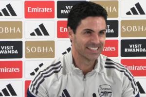 塔帅谈约克雷斯被比较:别人有豪宅,我努力买的公寓就不好了? 配图