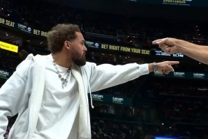 特雷·杨更推:别指望我总被驱逐 我归来时会带来能量与斗志 配图