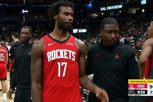 文威被他推报销!伊森今日又连推两次沃特金斯!已被驱逐! 配图