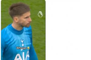 被狂嘘!英超官号发维卡里奥开大脚失误,配文:有趣的任意球 配图