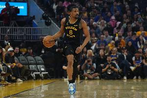 开很早！梅尔顿三分命中 半节时间内外开花已拿到5分 配图