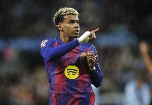 亚马尔17球登顶本赛季队内最佳射手，效力巴萨140场已斩获42球 配图