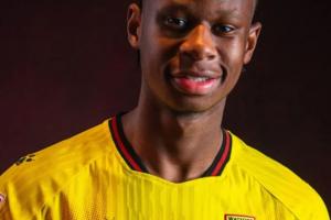 姆富尼：我曾在曼城和利物浦同时接受训练，但最终选择了前者 配图