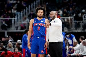 联盟第一的短板!活塞首节三分球10中0 坎宁安个人4中0 配图