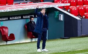 2平12负，马塞利诺执教生涯带队客场对阵巴萨未尝胜绩 配图