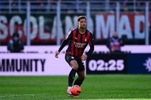 德温特:跟国米有过传闻但没实质进展,加盟米兰的决定很容易做出 配图