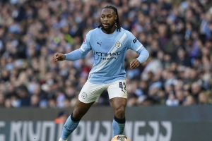 哈格里夫斯：塞梅尼奥就应该在最好的球队踢球，他非常全能 配图