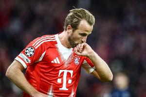 凯恩本赛季37场正式比赛打进45球，打破个人单赛季俱乐部进球纪录 配图