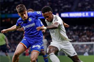 没人愿发声!马卡:赛后没有皇马球员走过混采区接受采访 配图