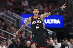 乌度卡:小贾巴里赶不上下一场出战奇才 目标对阵勇士时能复出 配图