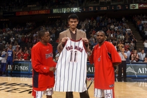 老猫:我和弗朗西斯没想过会被火箭交易 那像被人打了一耳光 配图