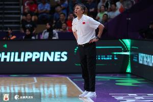 解说谈男篮险胜：所谓“现代篮球” 究竟是目的还是手段？ 配图