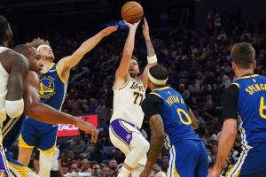 也是Buff！东契奇连续3次在生日夜赢球 此前连克快船&猛龙 配图