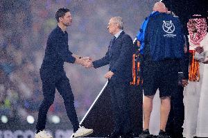 雷厉风行！TA：弗洛伦蒂诺突然解雇阿隆索，皇马员工刷新闻才知道 配图