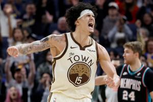 过去12场场均15分！Shams：桑托斯3年1500万提前续约勇士！ 配图