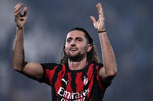 若拉比奥特、萨56、福法纳和阿特卡梅本轮染黄，将缺席米兰德比 配图