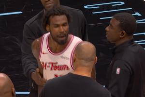 伊森情绪激动怒喷乌度卡：卡佩拉漏的人你骂我？这能怪我？ 配图