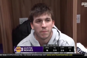 里夫斯→东契奇：我其实真给你准备了一份礼物呢 你这个蠢货 配图