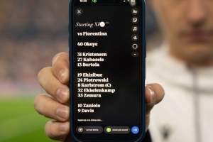 别出心裁！乌迪内斯用手机屏幕公布对阵佛罗伦萨首发阵容 配图
