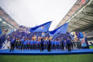 上海申花足球俱乐部举行2026赛季出征仪式 配图