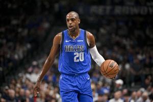 3330万到期合同不买断~Stein：米德尔顿打算留在独行侠打完本赛季 配图