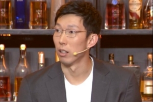 期待满血回归！周琦谈腰伤：恢复过程比较漫长 在积极地保持训练 配图