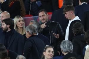 斯基拉:托蒂昨晚与加斯佩里尼进行积极会谈,准备加入管理层 配图