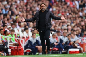 镜报独家：利兹主帅将对曼城一役染红上诉，并申请查看裁判录像 配图