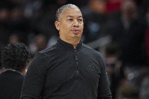 船记：卢因个人原因缺席训练 加兰完成全部训练将继续进行5对5 配图