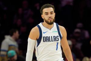 泰厄斯·琼斯去掘金~Stein:火箭目前没有进行任何阵容补强的计划 配图