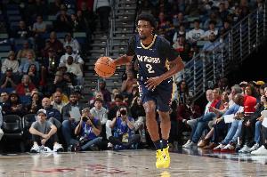 很拉胯！赫伯特·琼斯全场6投仅1中&三分3中0 出现5犯规 配图