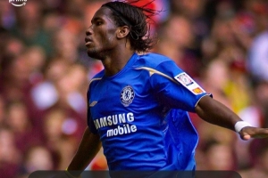 21世纪以来枪手蓝军交手射手榜:德罗巴13球居首,亨利10球随后 配图