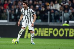 留住大将,斯基拉:尤文正在与洛卡特利商谈续约至2030年 配图