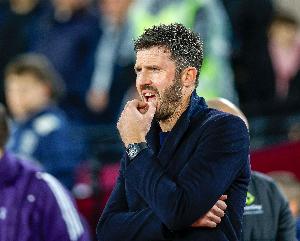 邮报：由于中东局势复杂，曼联可能将季前赛地点改到欧洲 配图