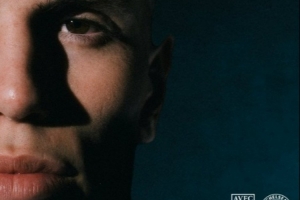 焦点对决！切尔西官推晒海报预热本轮对阵维拉，加纳乔单人出镜 配图