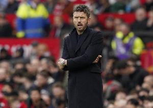 卡里克：我们现在有可用的左边锋，今夏会考虑签新的人选 配图