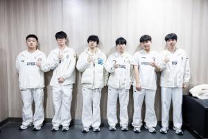 iG赛后更博：无论是鼓励还是批评都会化为支撑我们继续前行的力量 配图